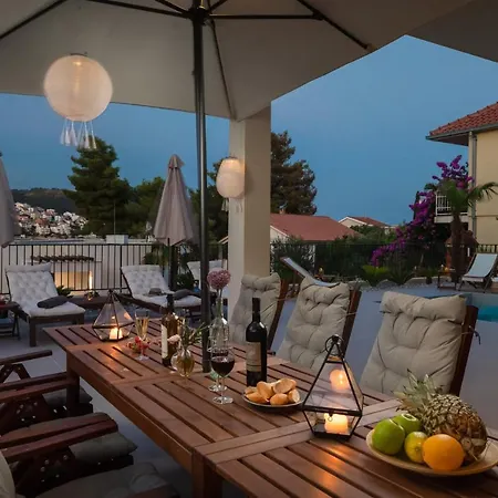 Luxury The North Star With Pool Trogir