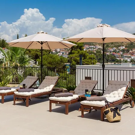Luxury The North Star With Pool *