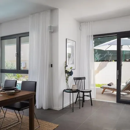 Luxury The North Star With Pool Vila