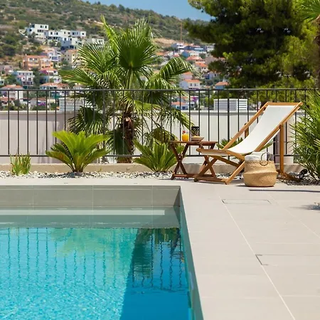 Luxury The North Star With Pool