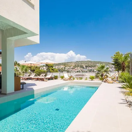 Villa Luxury The North Star With Pool *