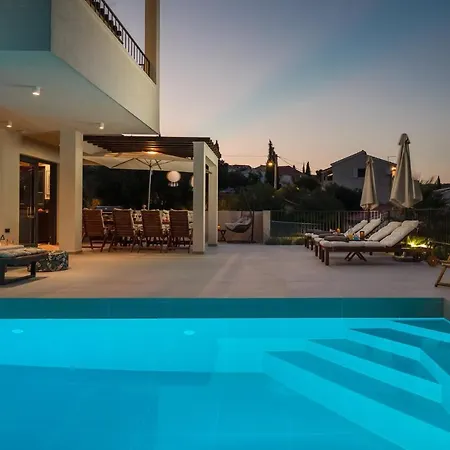 Luxury The North Star With Pool Villa Trogir